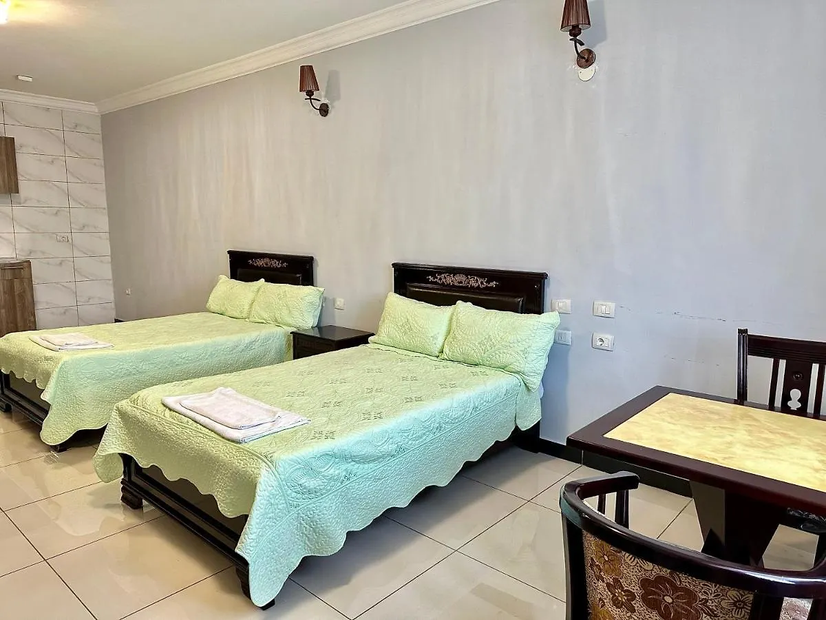 אדיס אבבה Holiday Guest House  אדיס אבבה